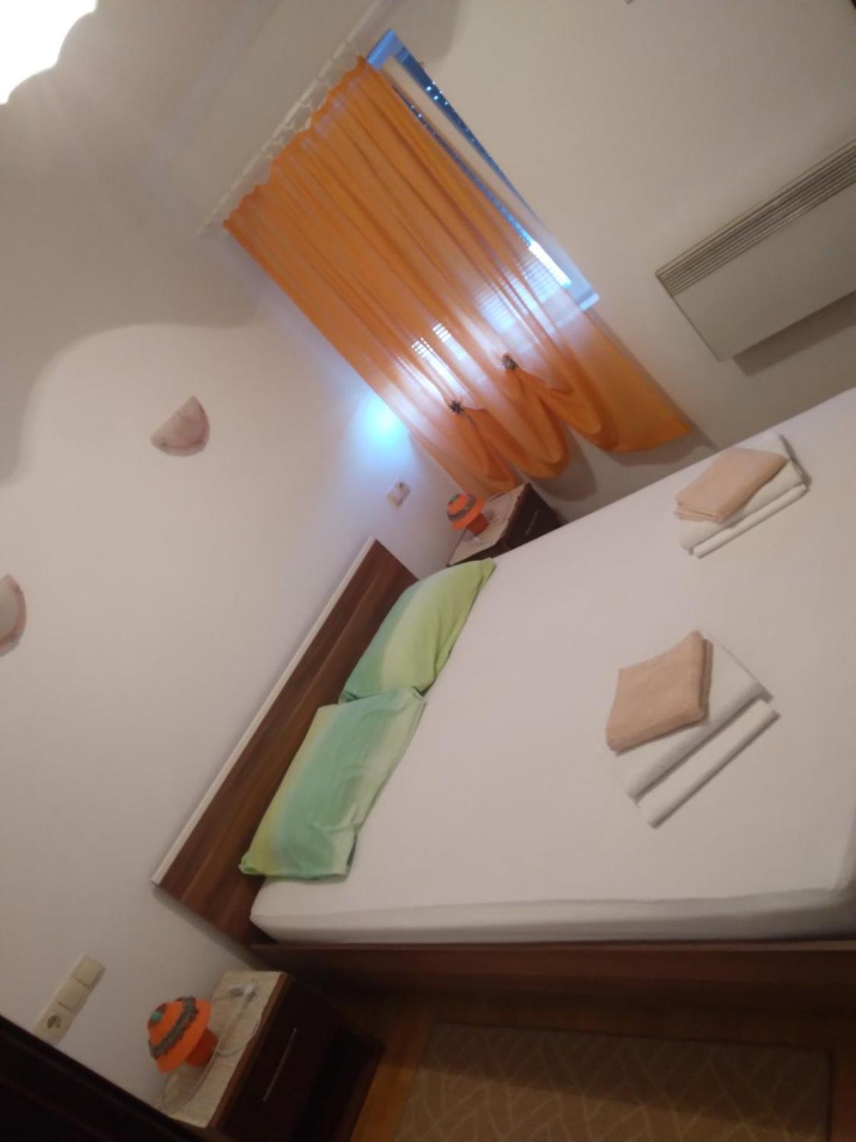 Apartments Dvije Palme Sibenik Room photo